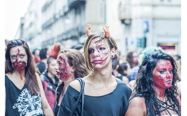 В Турине прошел зомби парад
