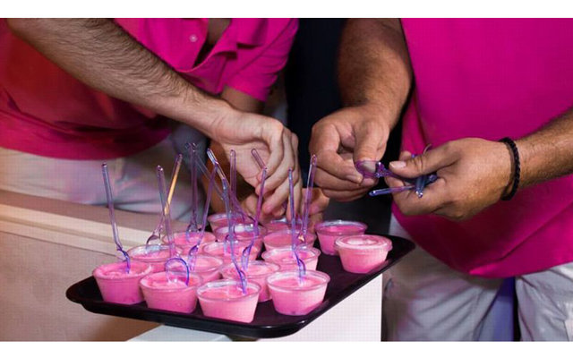 Во Франции выпустили мороженое из розового вина