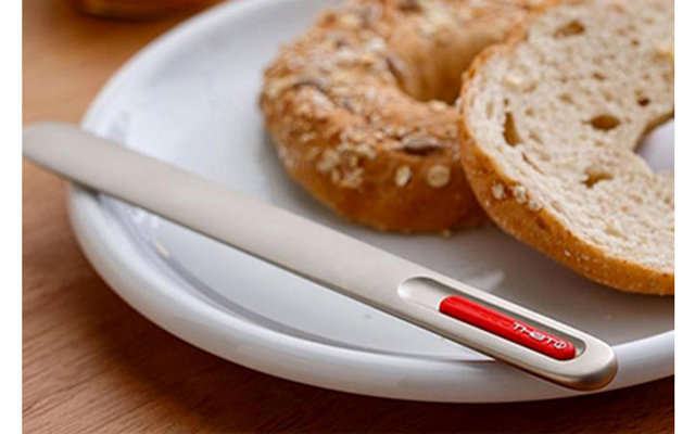 Изобретён тепловой нож для масла