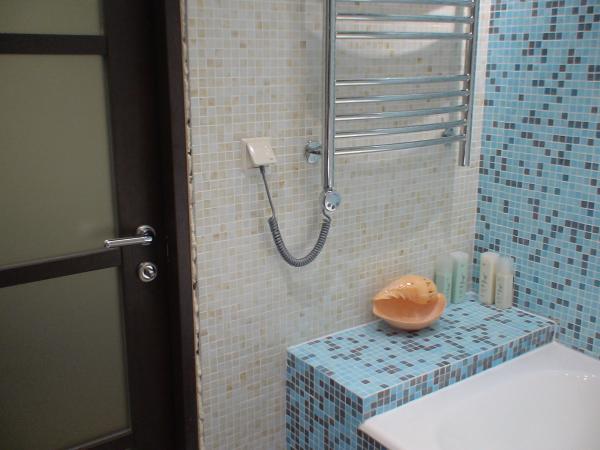 полотенцесушитель в ванной фото в хрущевке