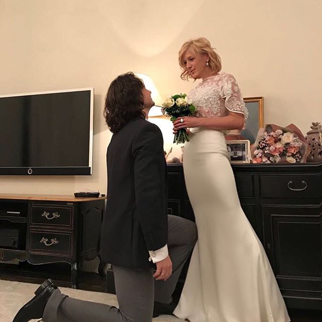 Ирина Гринева справляет свадьбу каждый год