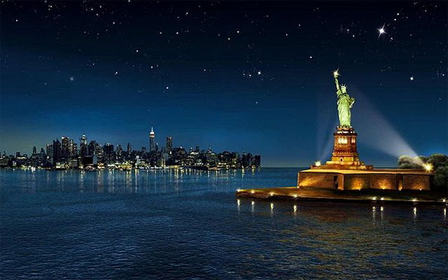 Статую Свободы в Нью-Йорке вновь открыли для туристов