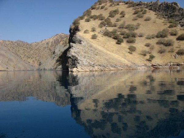 Этот сказочный пейзаж Норбека (Таджикистан) Придворная Молочница