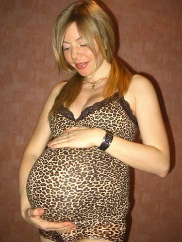Многие женщины почему-то думают, что родить ребенка и стать матерью - одно и то же. С тем же успехом можно было бы сказать, что одно и то же - иметь рояль и быть пианистом. - С. Харрис   http://www.foxdesign.ru/aphorism/topic/t_mummy.html Кета