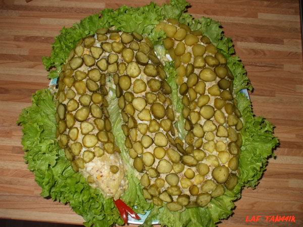 Бутерброды с зеленой икрой салат змейка