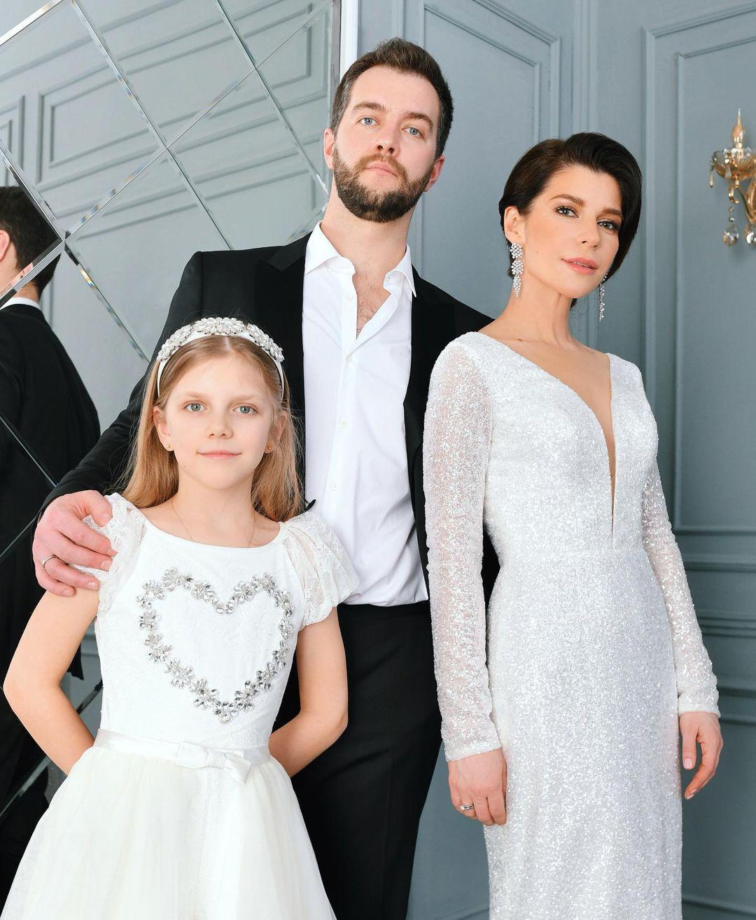 Екатерина Волкова с мужем и дочерью