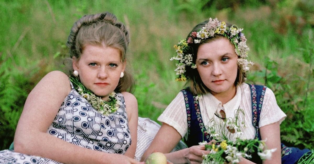 Гайдай, Миронов и «Москва слезам не верит»: россияне назвали самое любимое советское кино