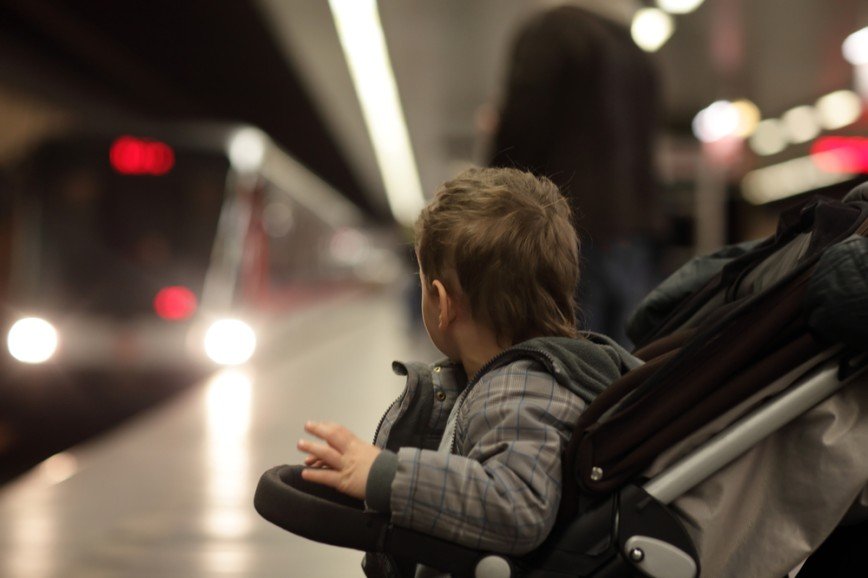 Без колясок, дронов и птиц: Минтранс готовит новые правила пользования метро