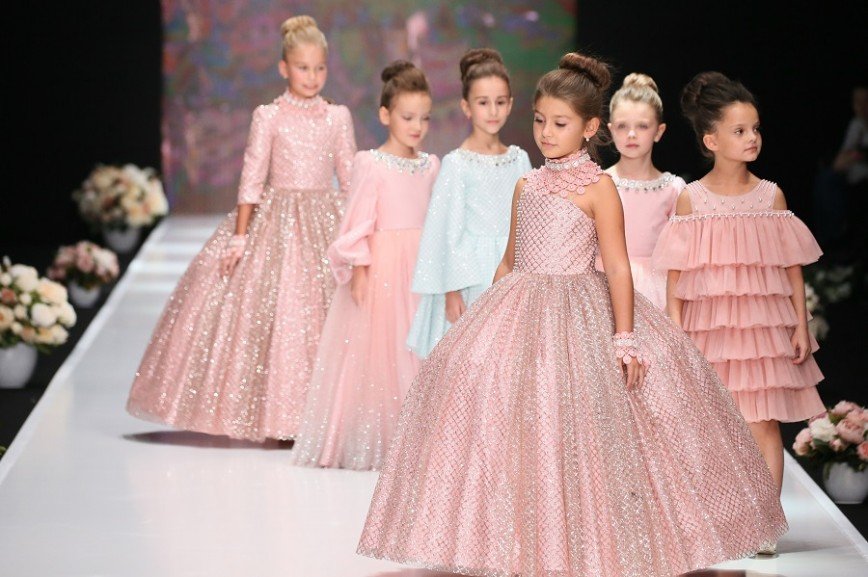 Неделя моды в мини-формате: коллекция L’EREDE для маленьких принцесс