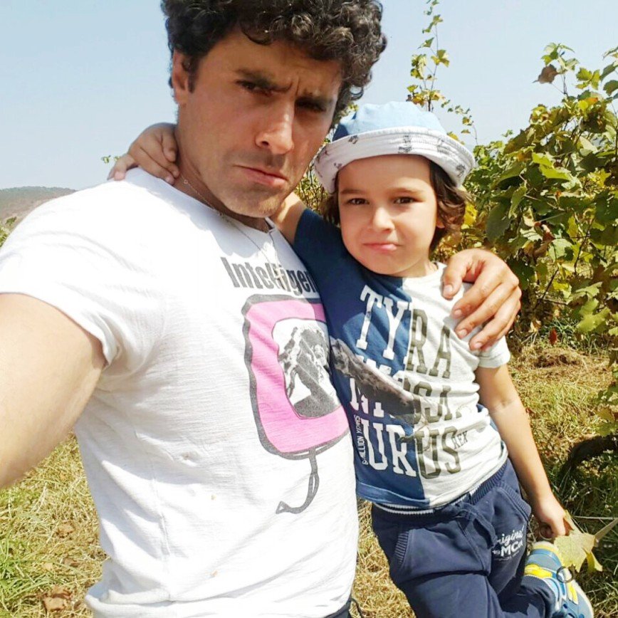 Сын и муж Анфисы Чеховой за лето пропахли шашлыком
