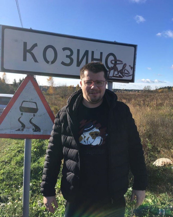 Гарик Харламов решил заполучить автомобиль в "Козино"