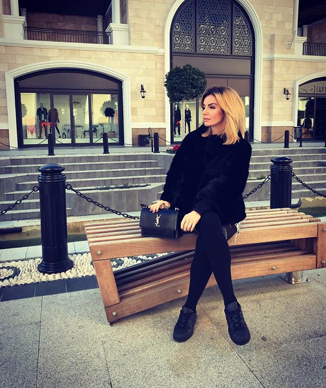 instagram.com/official_juliavolkova/