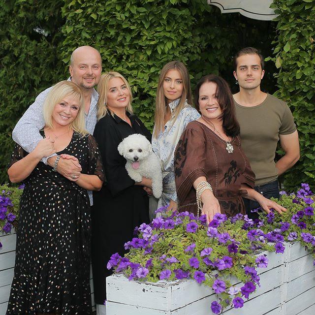 София Ротару с семьей