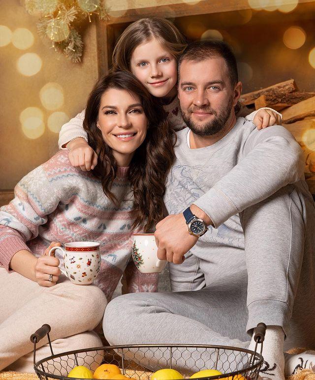 Екатерина Волкова с мужем и дочерью 