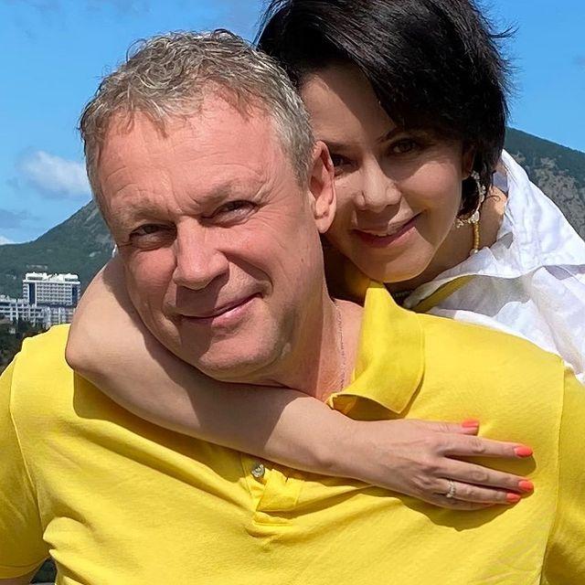 Можете кидать в меня камни! Жена Сергея Жигунова раскритиковала актрис сериала «Секса в большом городе»