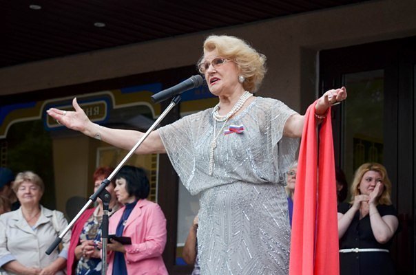 Светлана Дружинина готовится к открытию кинофестиваля «Вече»