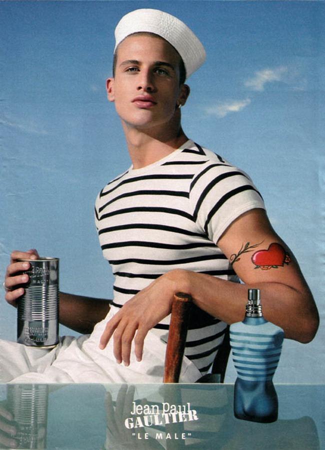 Реклама мужского парфюма от Готье