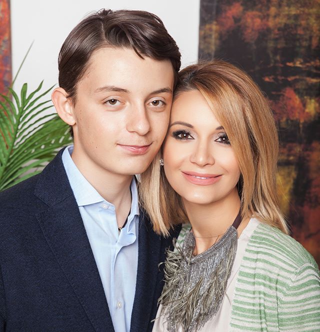 "На маму так похож": Ольга Орлова похвасталась взрослым сыном