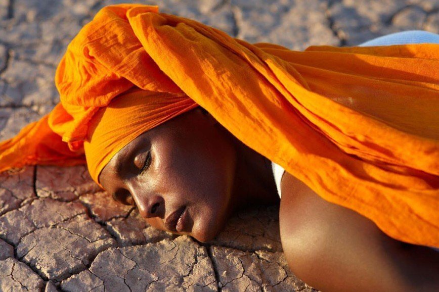 Цветок пустыни Варис Дирие: как сомалийская девочка объявила войну женскому обрезанию и спасла от мук миллионы женщин
