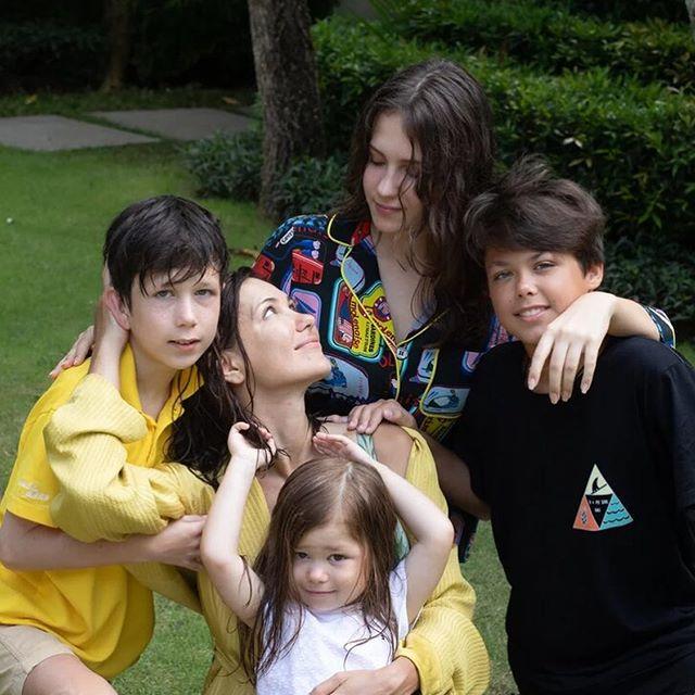 Екатерина Климова с детьми