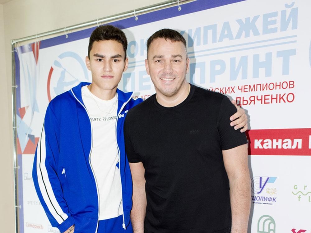 Кирилл Андреев с сыном