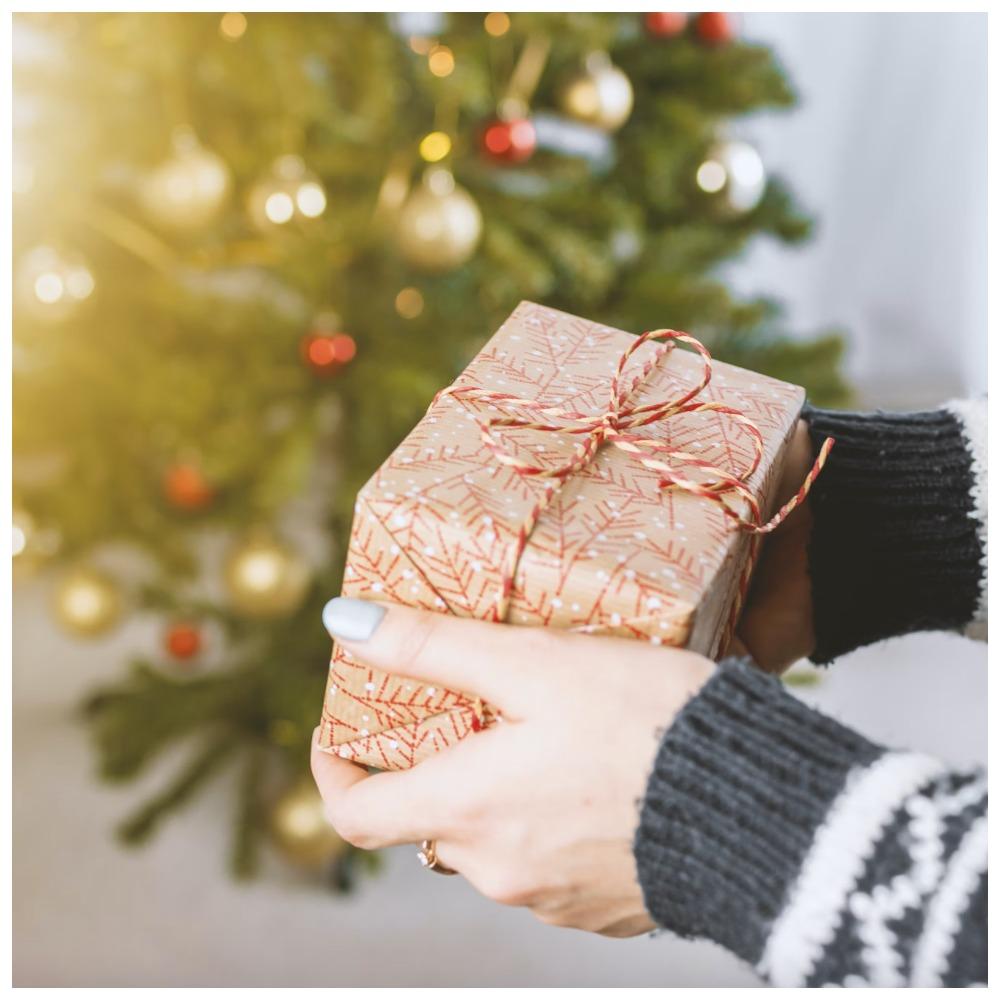 Совет-подсказка: как преподносить подарки просто так любимому