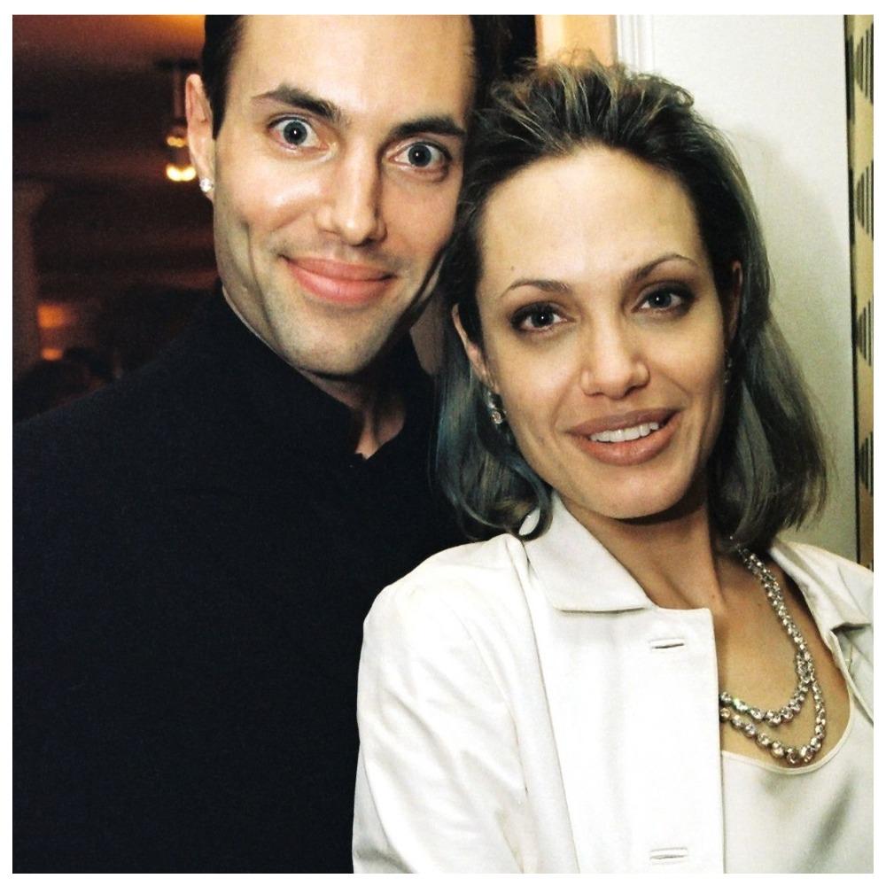 Брат Анджелины Джоли впервые согласился рассказать о жизни актрисы после развода с Брэдом Питтом