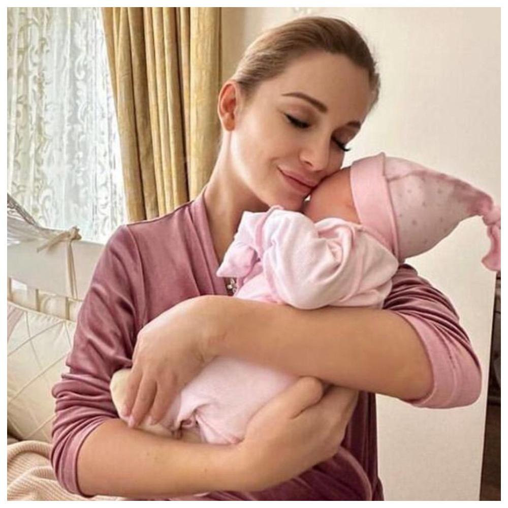 Ольга Орлова призналась, почему не кормит ребенка грудью