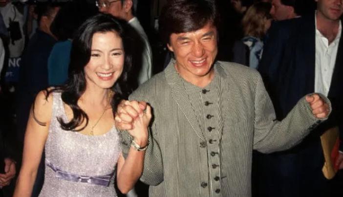 Джеки Чан с женой 