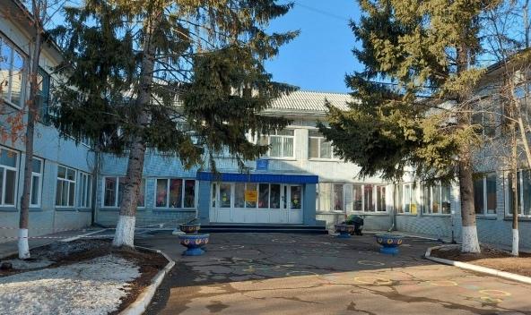 Девушка устроила стрельбу в детском саду Красноярска 