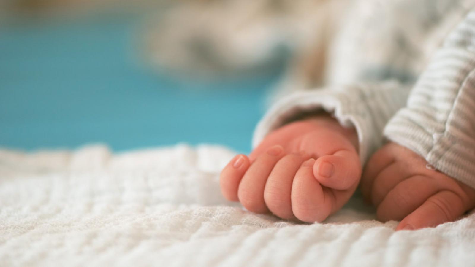 Находящаяся в коме более полугода женщина родила, не приходя в сознание