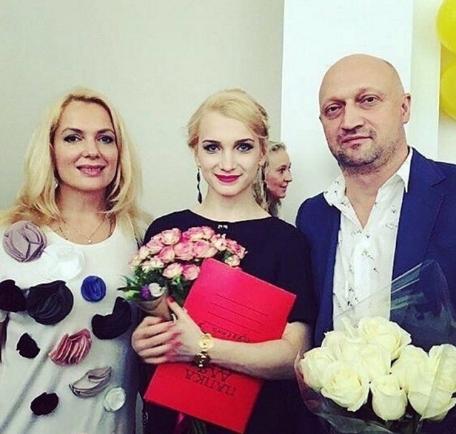 Дочь Марии Порошиной и Гоши Куценко встречается с осетинским режиссером
