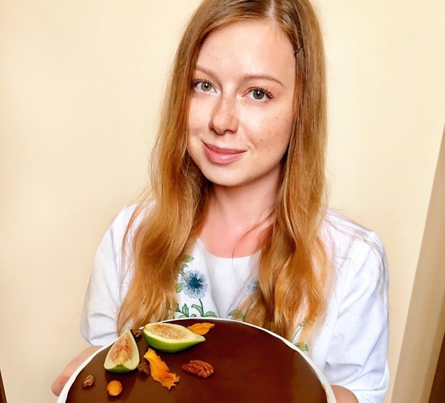 Юлия Савичева показала свои кулинарные шедевры