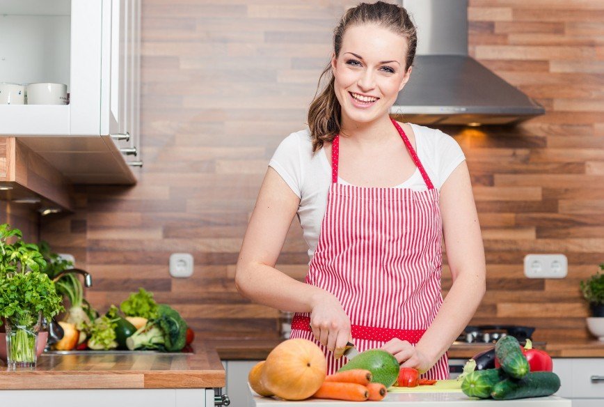 Занятым хозяйкам на заметку: как сэкономить время на кухне