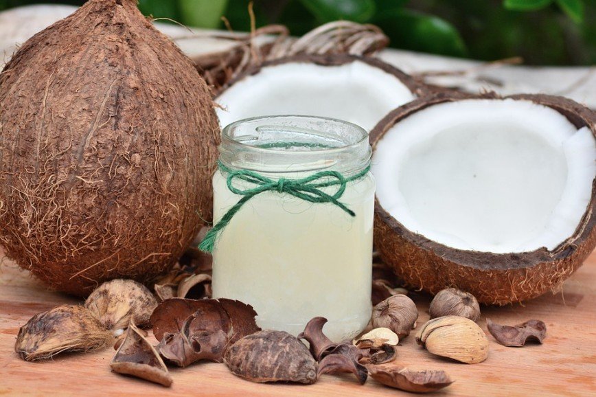 Ученые: кокосовое масло вредно употреблять в пищу 