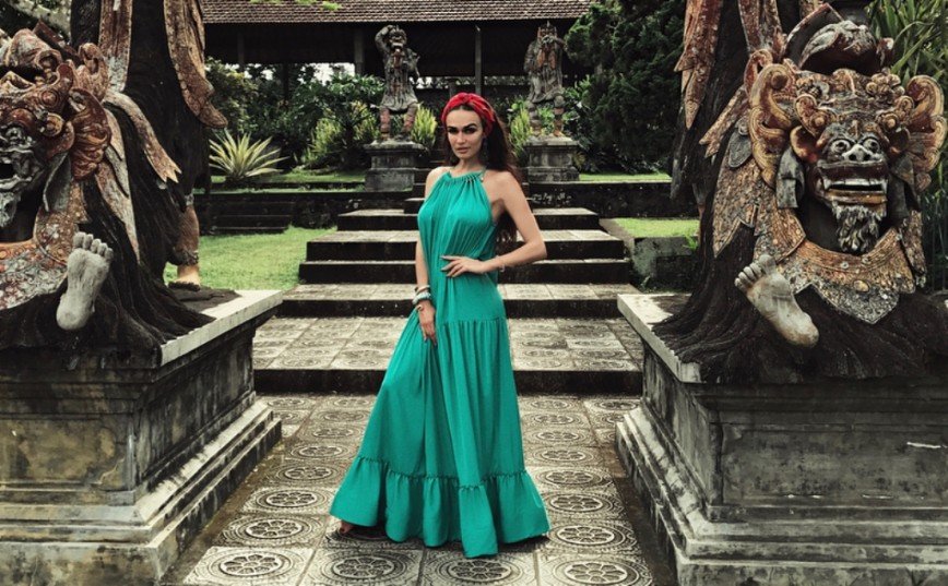 «Хорошо вам с мужем»: Алена Водонаева поделилась впечатлениями от семейного отдыха на Бали