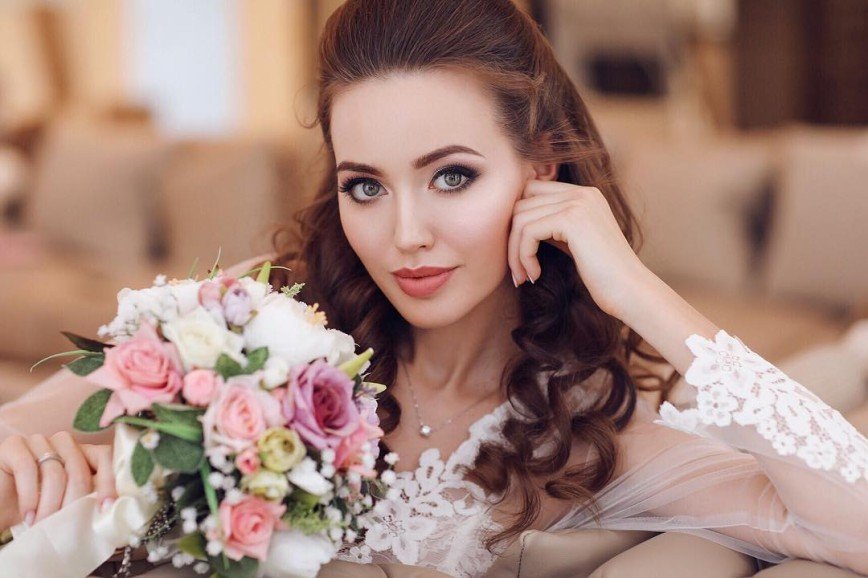 «Повезло Тарасову!»: Анастасия Костенко поделилась свадебными снимками