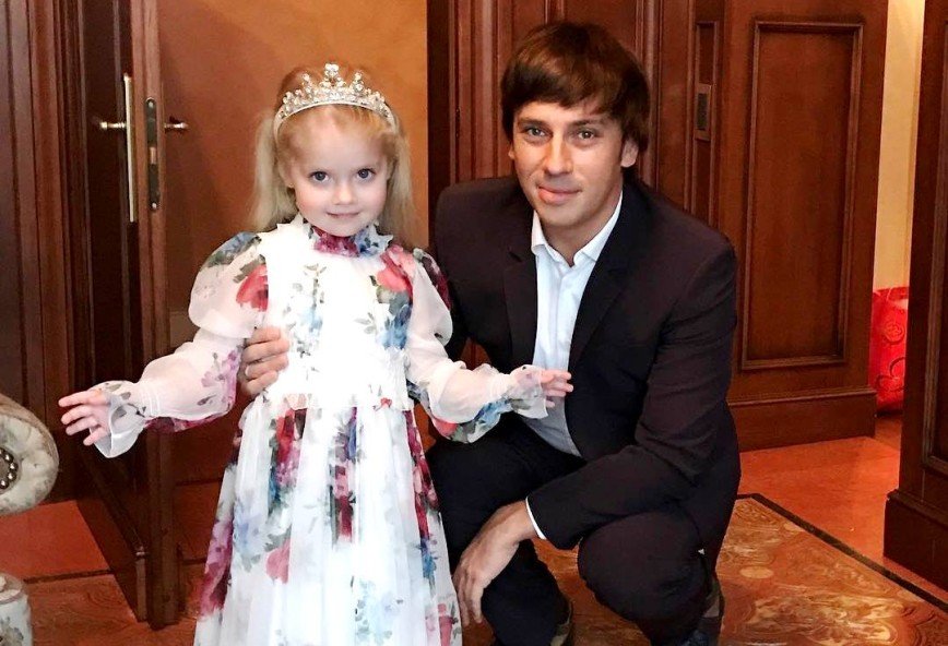 «Как время летит!»: Максим Галкин показал архивный видеоролик с дочкой