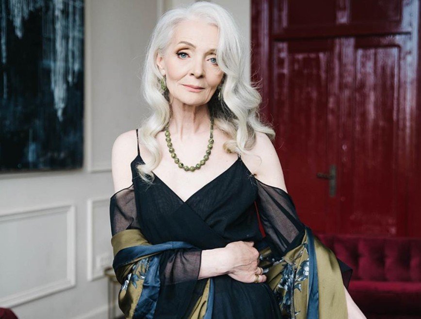 63-летняя Валентина Ясень признана «Моделью года» по версии Glamour