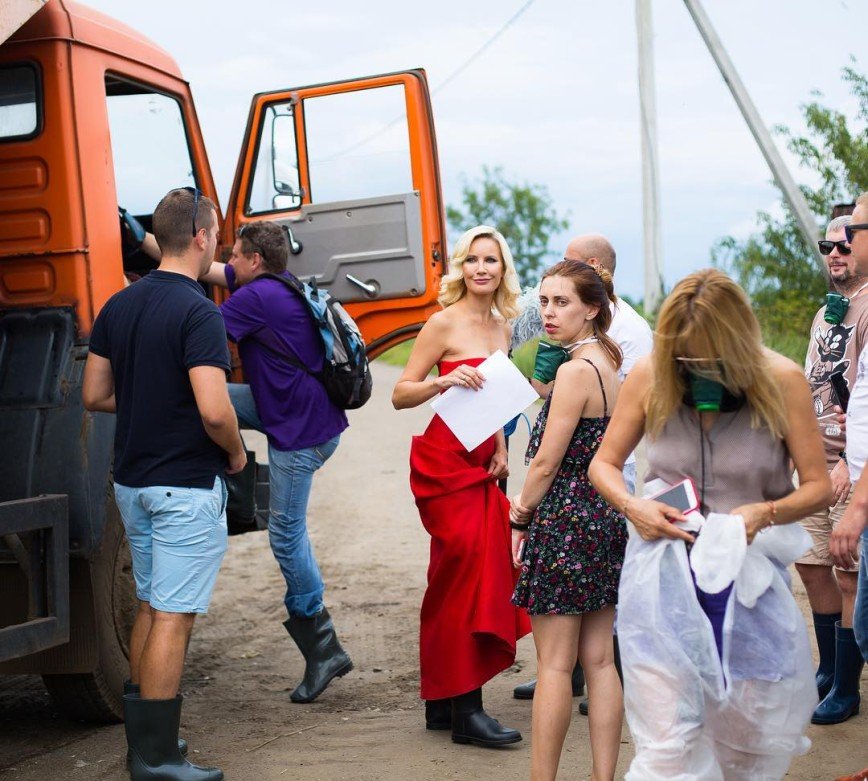 Елена Летучая призывает не выбрасывать батарейки в мусорное ведро