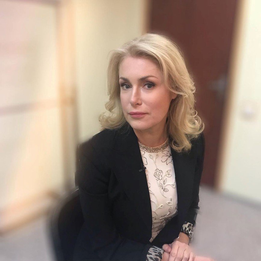 Мария Шукшина возмущена обсуждением личной жизни Высоцкого в эфире шоу