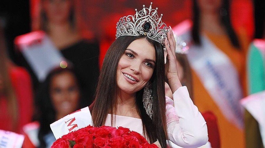 Потерявшая титул «Мисс Москва–2018» Алеся Семеренко не признает факт лишения короны