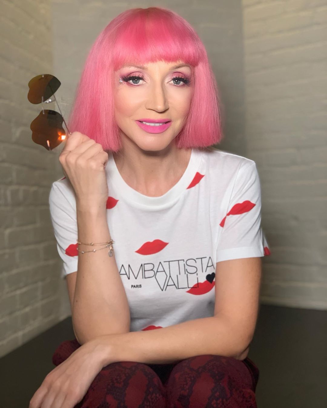 Кристина Орбакайте удивила розовым цветом волос