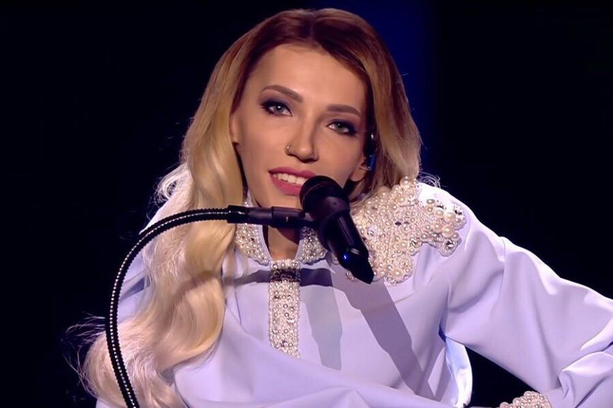 «В караоке лучше поют»: в сети обескуражены провалом Юлии Самойловой на «Евровидении»