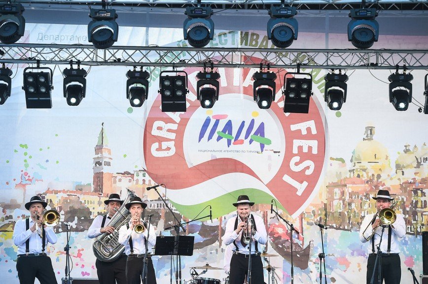 Итальянский шик в Москве – fashion-показы на Grand Italia Fest