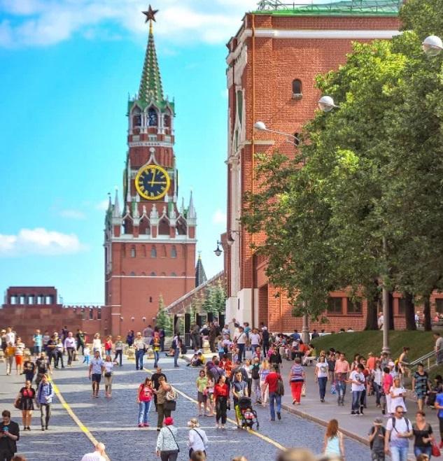 Наталья Сергунина: Культурные площадки Москвы подготовили ко Дню города более 420 экскурсий, выставок и других событий