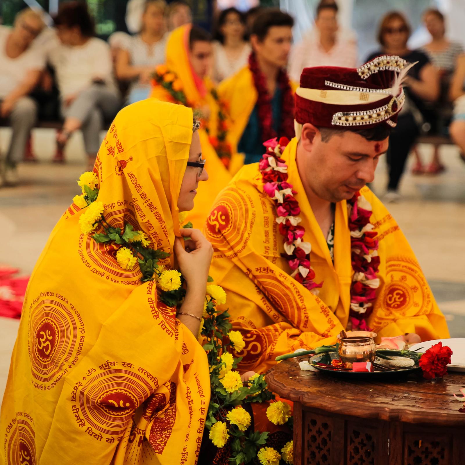 Сто российских пар пройдут индийский свадебный обряд в «Острове Мечты»