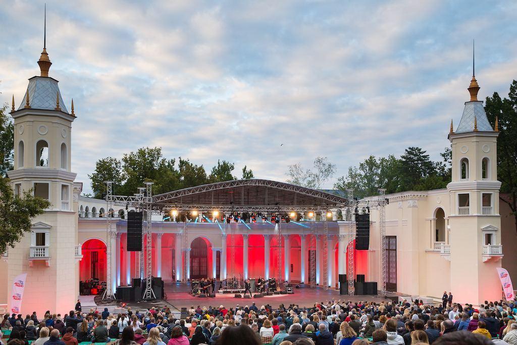 Зеленый театр на ВДНХ: концерты на легендарной площадке