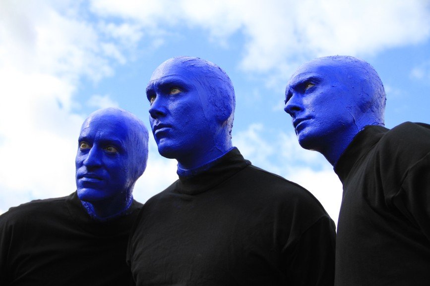 Цвет настроения синий: Blue Man Show посетили Москву перед гастрольным туром