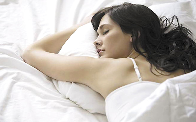 Женщины страдают от недосыпания чаще